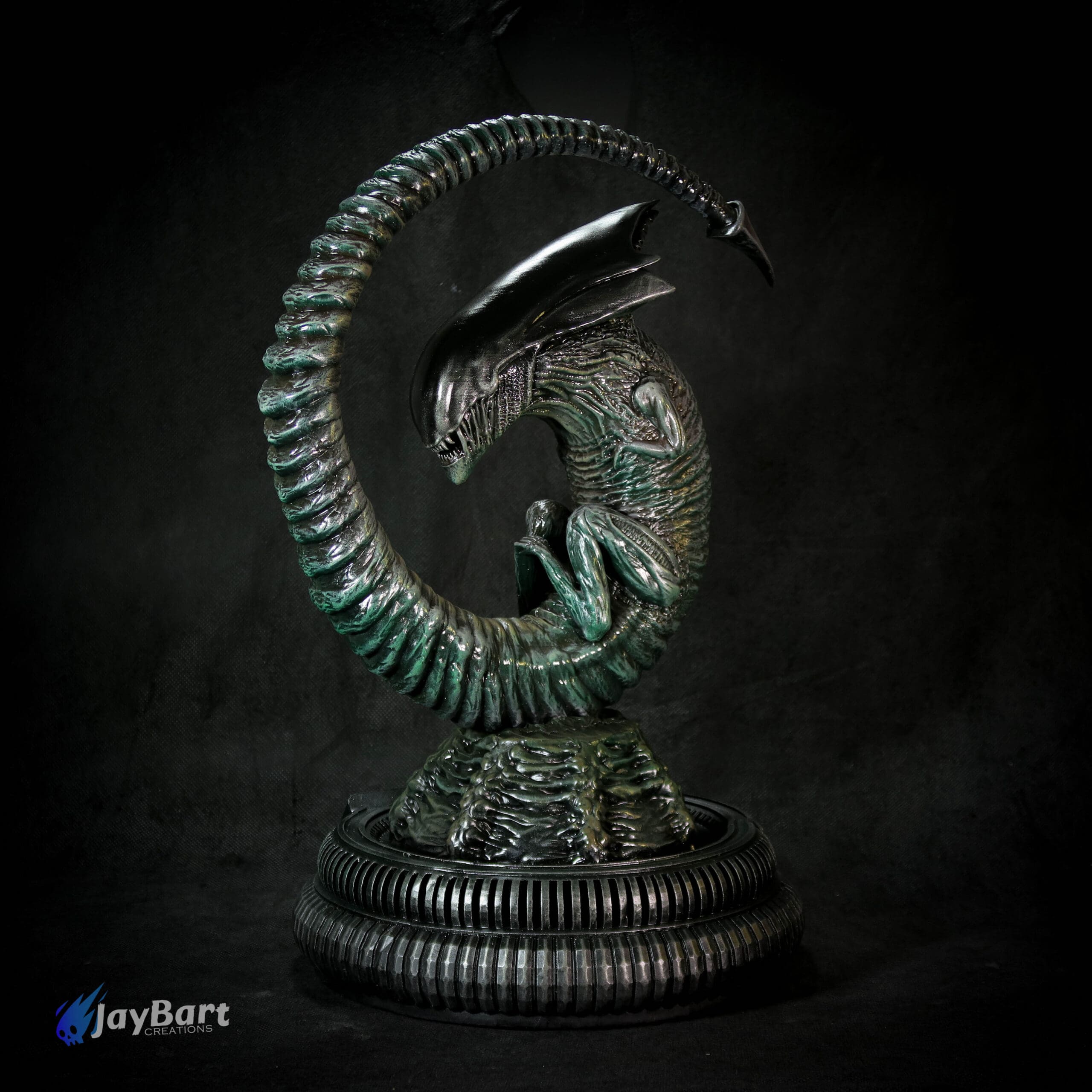 Alien Queen Chestburster – Horror Evolution Collector Replica