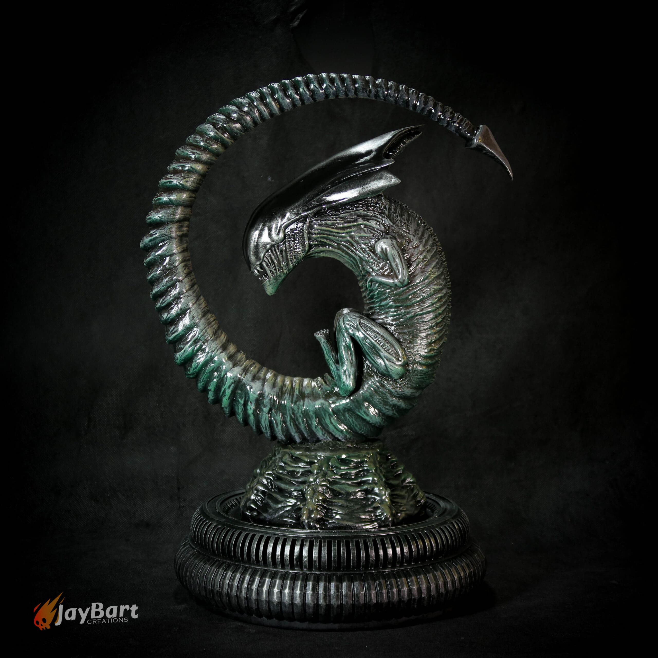Alien Queen Chestburster – Horror Evolution Collector Replica